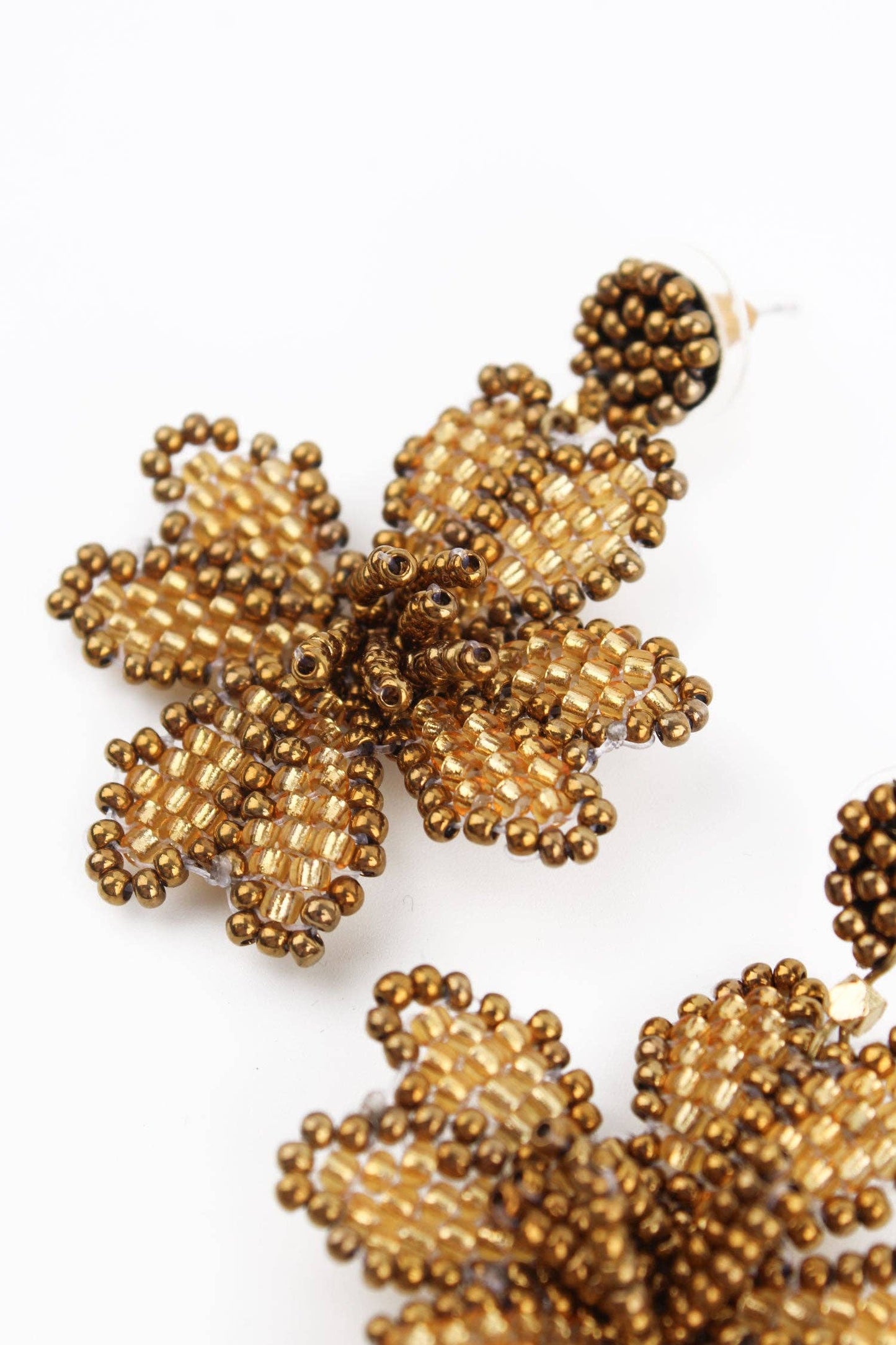 3D SMALL GOLD FLOWER EARRINGS