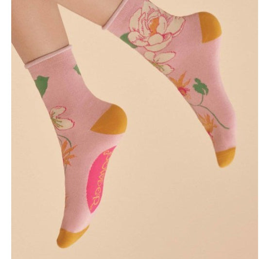 Powder Ladies Ankle Socks - Tropical Floral Petal